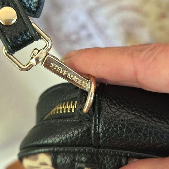 Steve Madden Leopard Print Small Crossbody Bag - Picture 5 of 13
